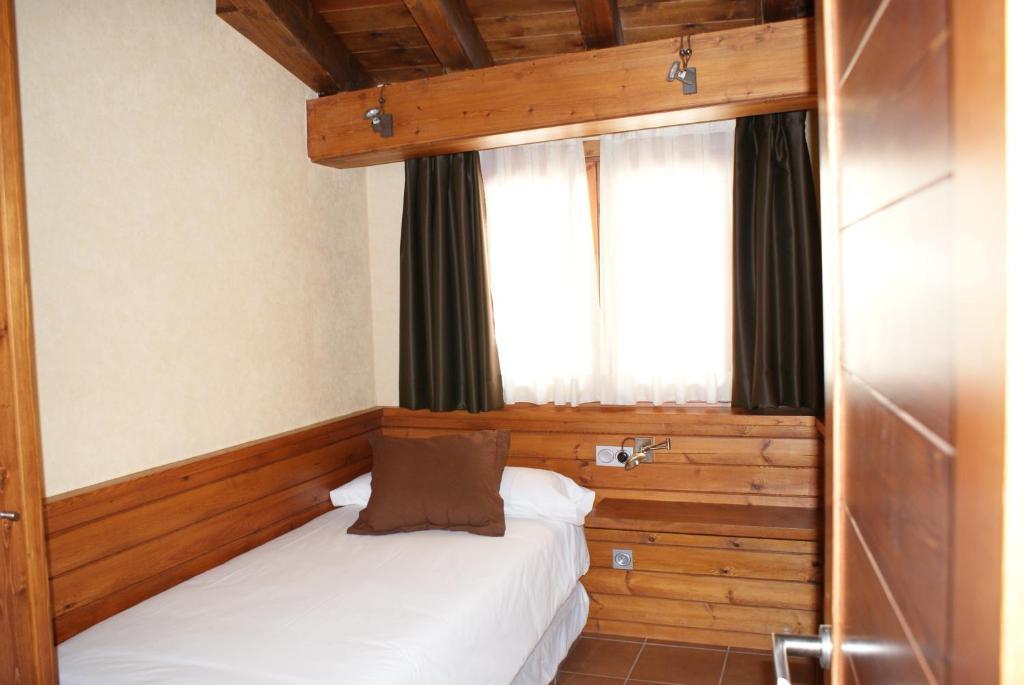 Aparthotel Bellver Белвер де Серданя Стая снимка